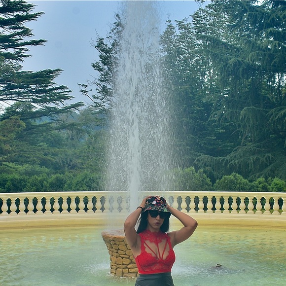 Red bustier top size small - Picture 9 of 9